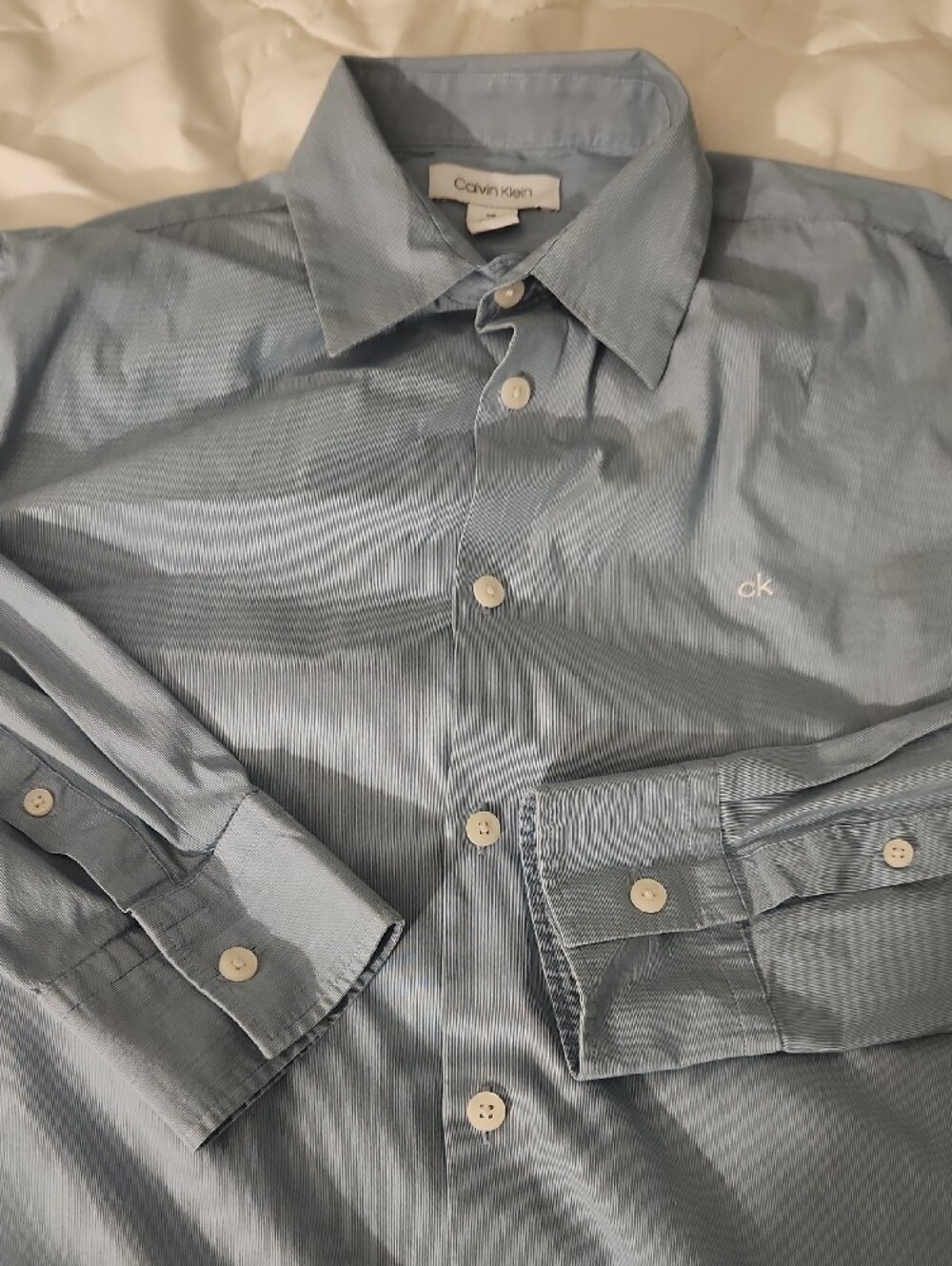 Calvin Klein Men's Light Blue Pinstripe Dress Shirt SMALL